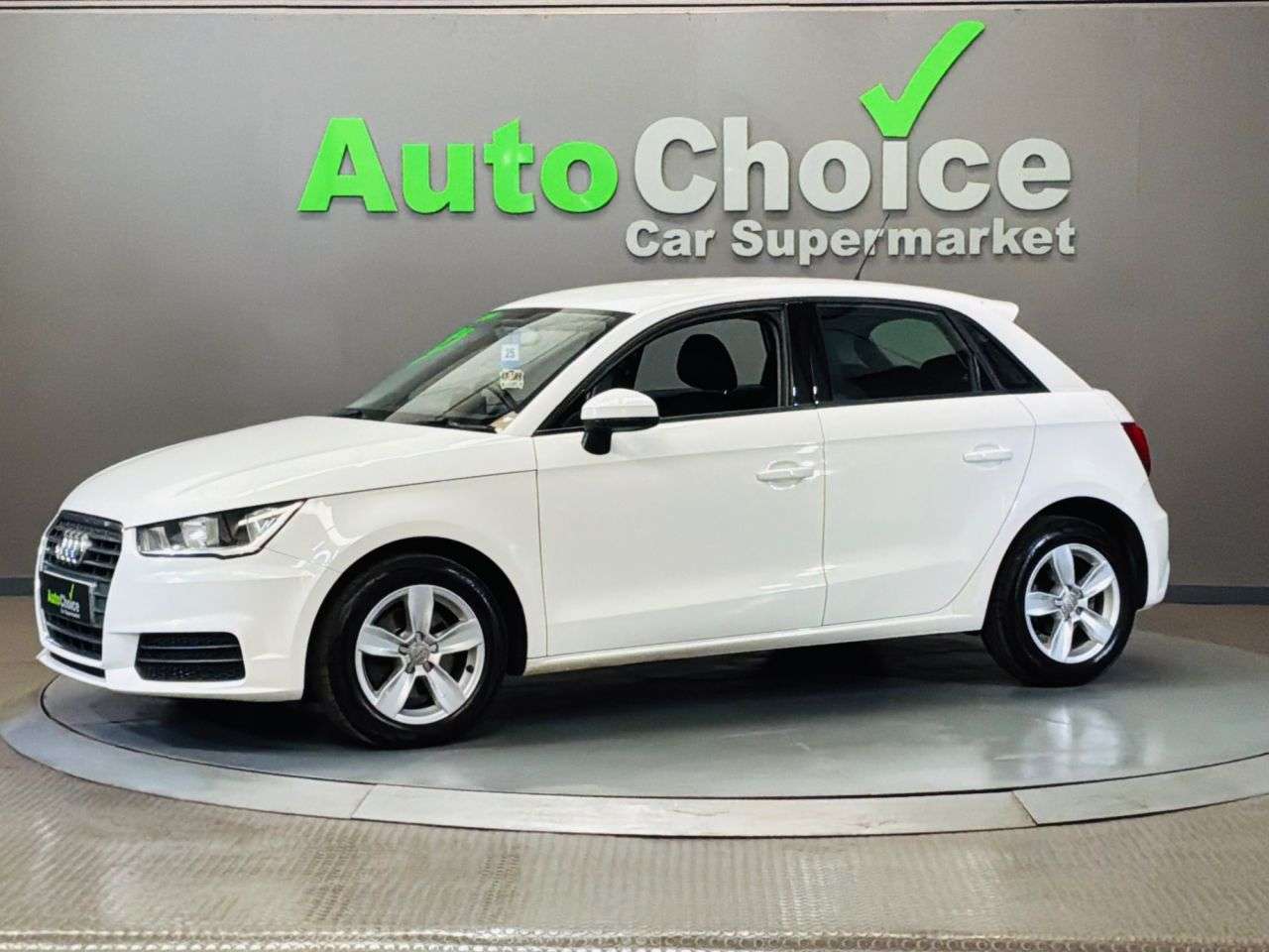 2017 AUDI A1 2017 AUDI A1