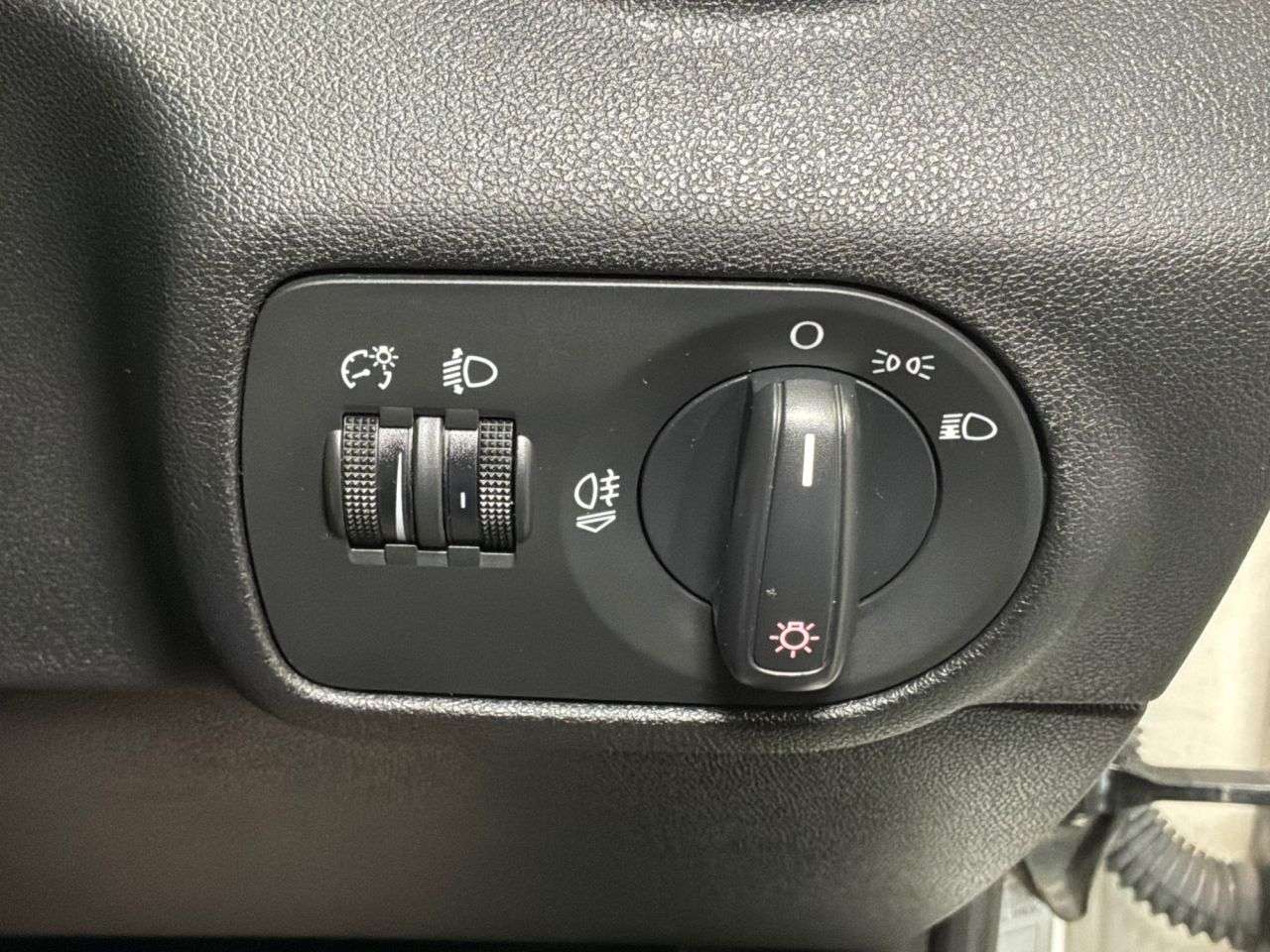 2017 AUDI A1 2017 AUDI A1