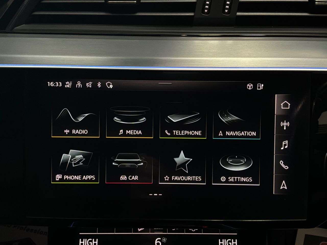 2023 AUDI E-TRON 2023 AUDI E-TRON