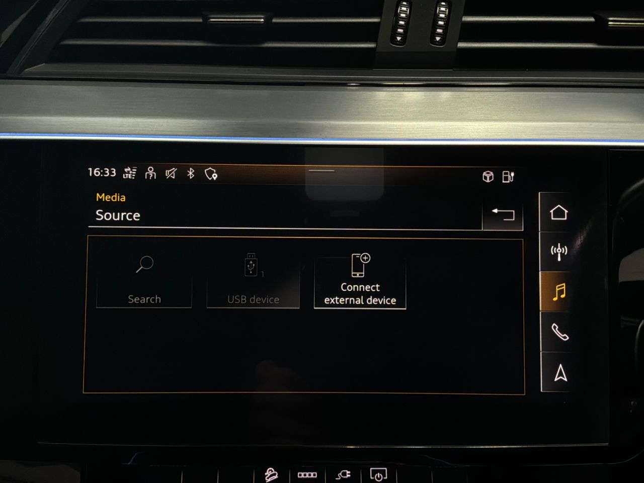 2023 AUDI E-TRON 2023 AUDI E-TRON