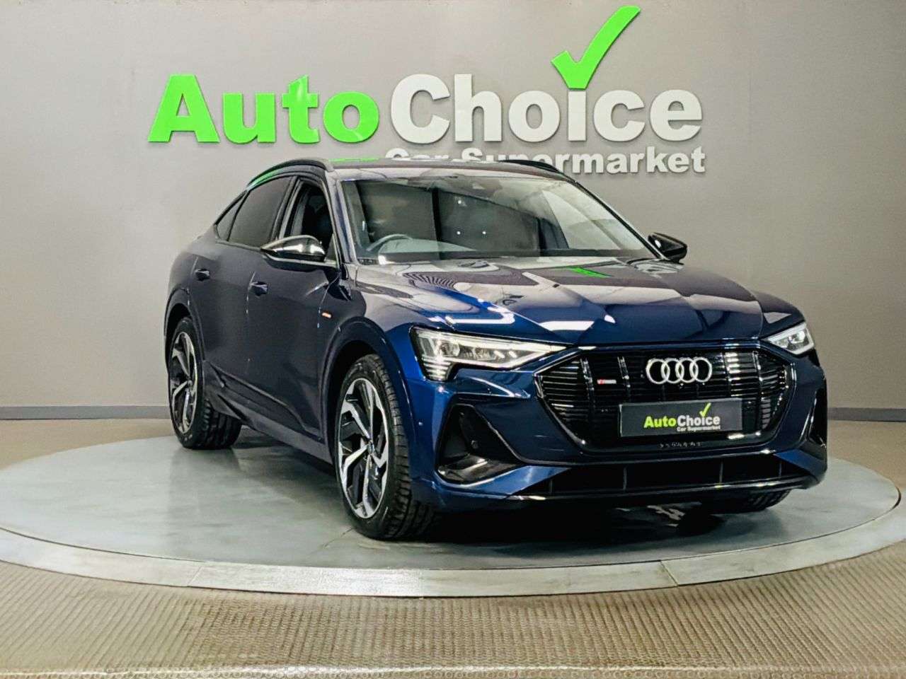 A 2023 AUDI E-TRON 55 Black Edition Sportback 5dr Electric Auto quattro 95kWh (11kW Charger) ( A 2023 AUDI E-TRON 55 Black Edition Sportback 5dr Electric Auto quattro 95kWh (11kW Charger) (