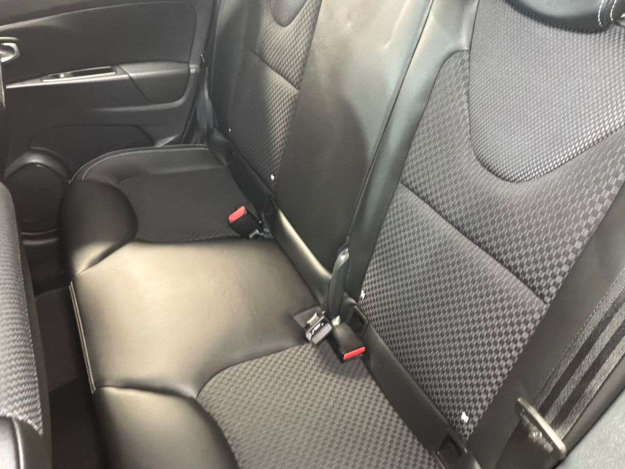 2017 RENAULT CLIO 2017 RENAULT CLIO