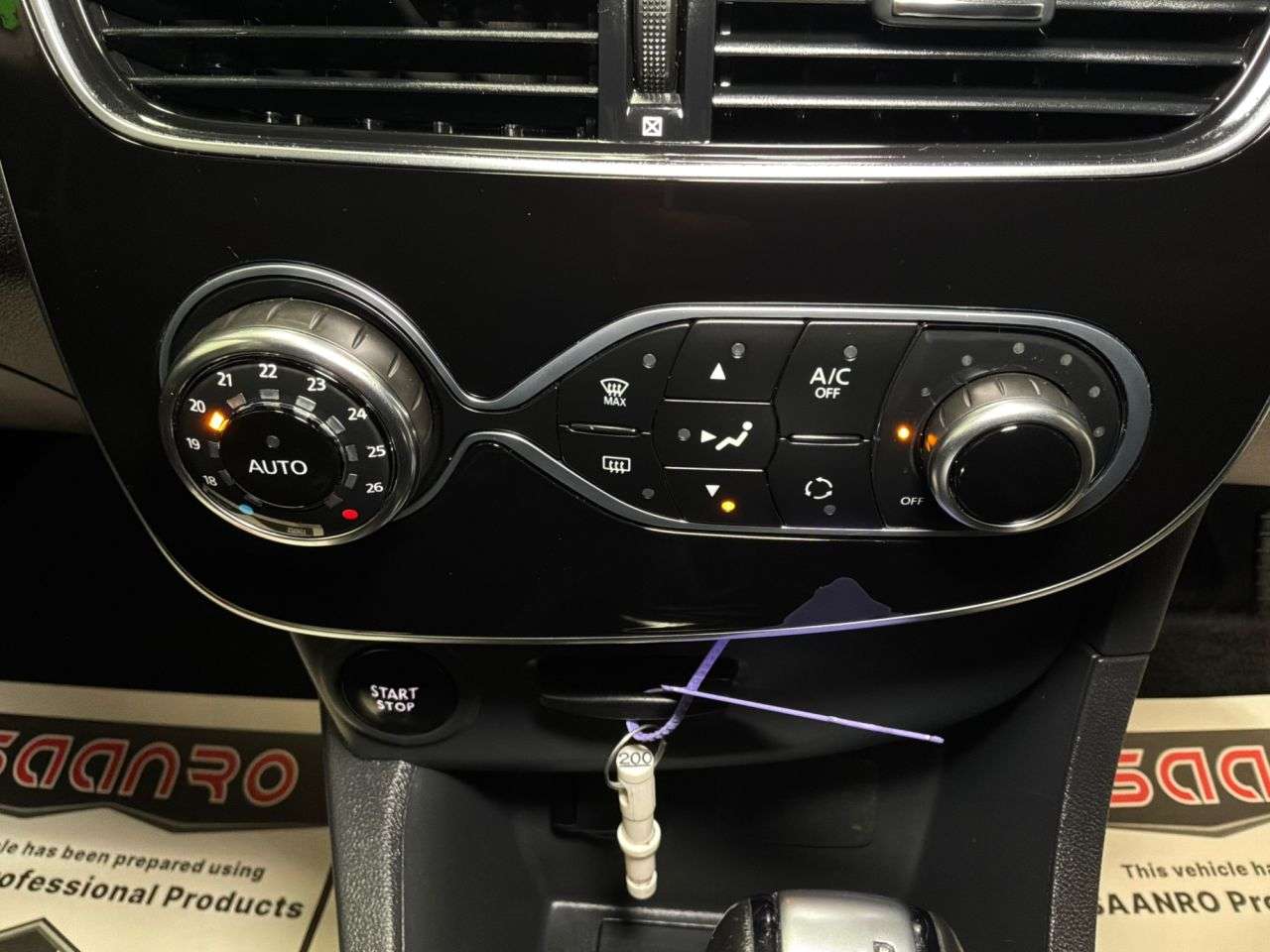 2017 RENAULT CLIO 2017 RENAULT CLIO