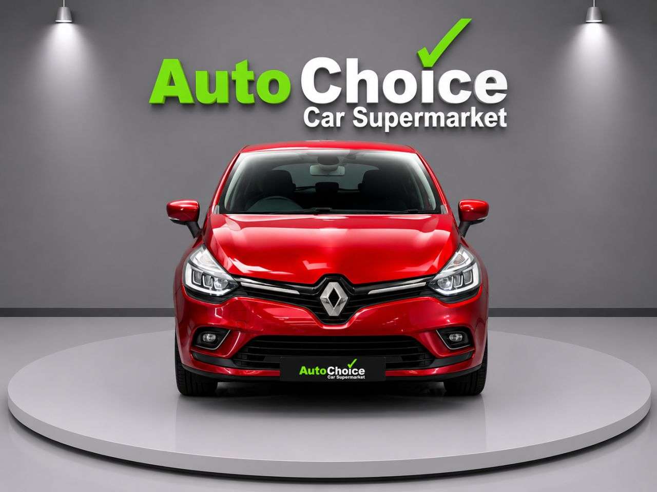 A 2017 RENAULT CLIO 1.5 dCi Dynamique S Nav Hatchback 5dr Diesel EDC Euro 6 (s/s) (90 ps) in Bl A 2017 RENAULT CLIO 1.5 dCi Dynamique S Nav Hatchback 5dr Diesel EDC Euro 6 (s/s) (90 ps) in Bl