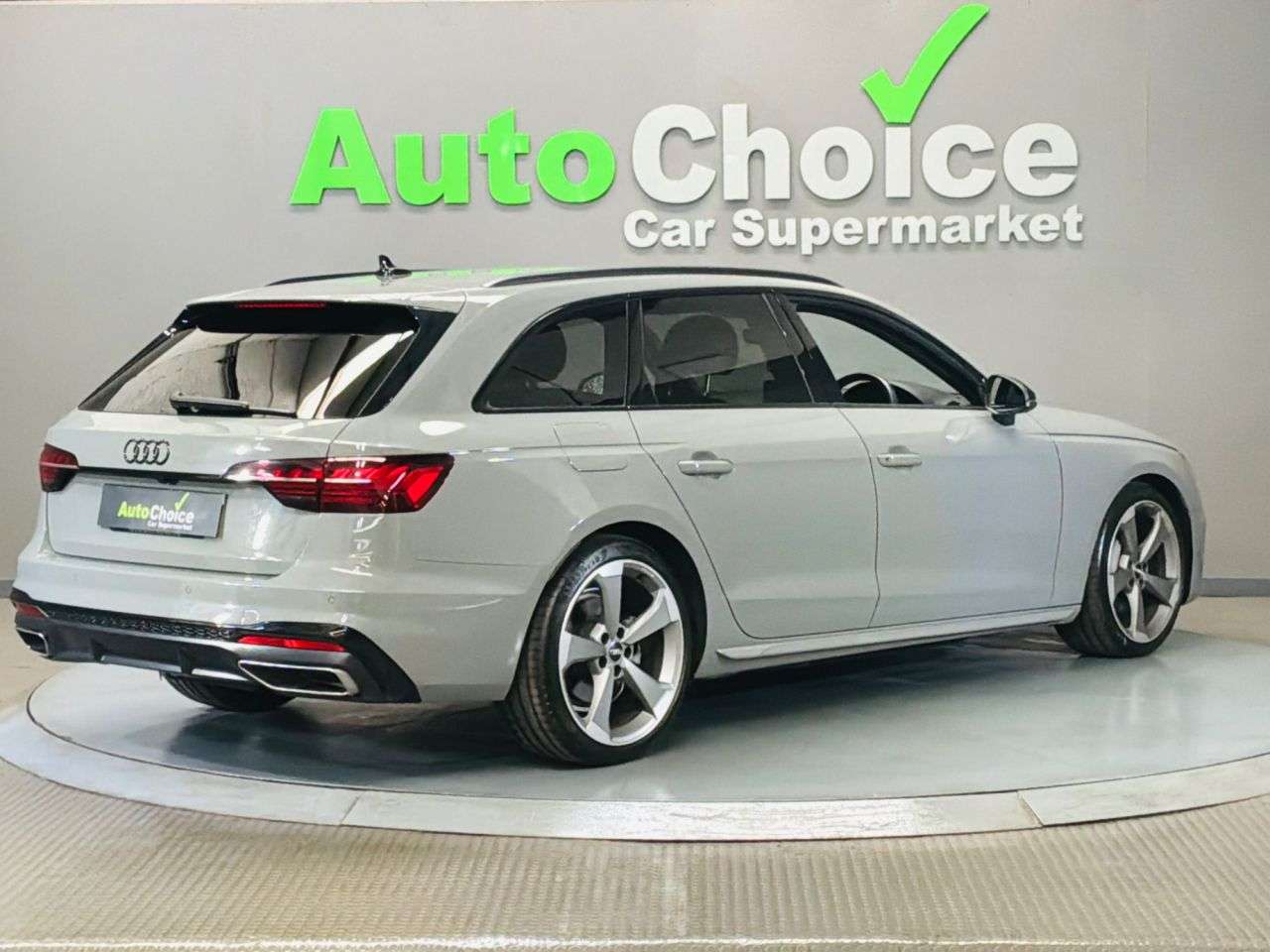 2020 AUDI A4 AVANT 2020 AUDI A4 AVANT