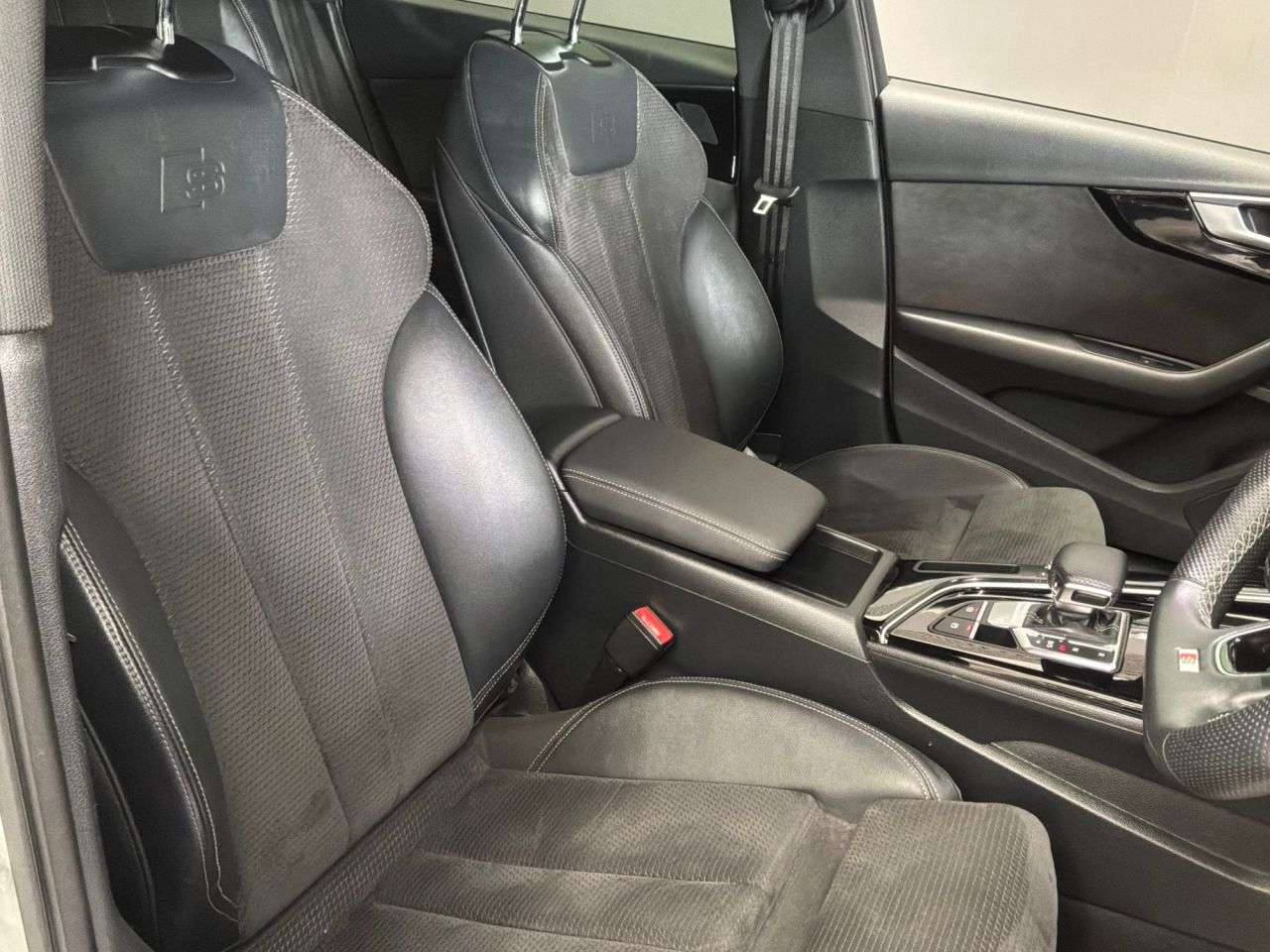 2020 AUDI A4 AVANT 2020 AUDI A4 AVANT