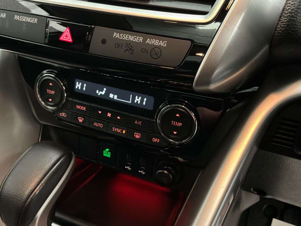 2018 MITSUBISHI ECLIPSE CROSS 2018 MITSUBISHI ECLIPSE CROSS