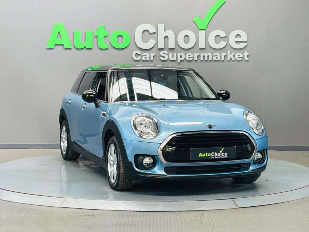A 2017 MINI CLUBMAN 1.5 Cooper Estate 6dr Petrol Manual Euro 6 (s/s) (136 ps) in Blackburn Fina A 2017 MINI CLUBMAN 1.5 Cooper Estate 6dr Petrol Manual Euro 6 (s/s) (136 ps) in Blackburn Fina