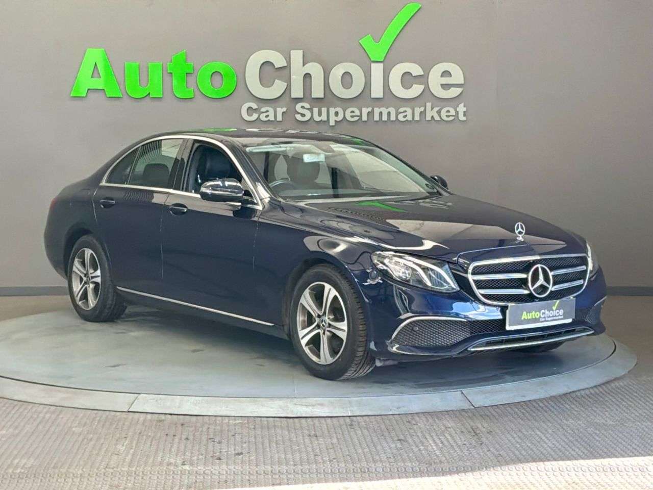 A 2019 MERCEDES-BENZ E-CLASS 2.0 E220d SE Saloon 4dr Diesel G-Tronic+ Euro 6 (s/s) (194 ps) *Amazing Fin A 2019 MERCEDES-BENZ E-CLASS 2.0 E220d SE Saloon 4dr Diesel G-Tronic+ Euro 6 (s/s) (194 ps) *Amazing Fin
