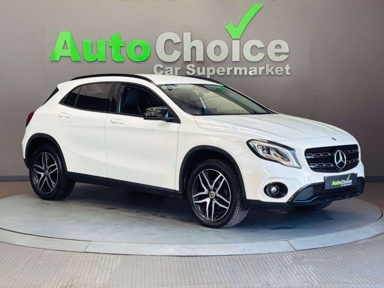 A 2019 MERCEDES-BENZ 180 1.6 GLA180 Urban Edition SUV 5dr Petrol Manual Euro 6 (s/s) (122 ps) *Amazi A 2019 MERCEDES-BENZ 180 1.6 GLA180 Urban Edition SUV 5dr Petrol Manual Euro 6 (s/s) (122 ps) *Amazi