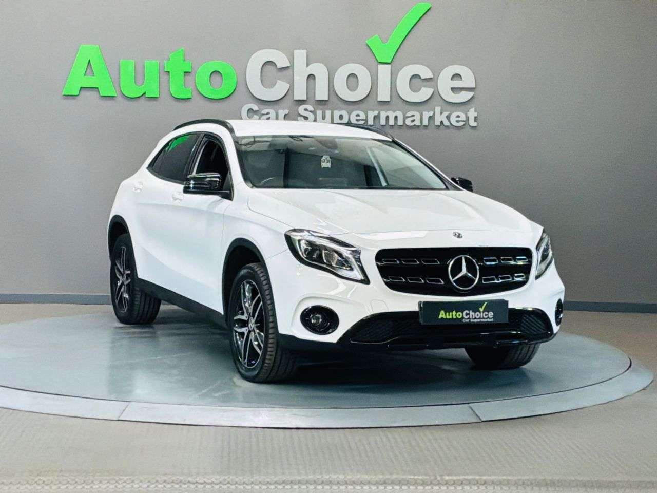 A 2019 MERCEDES-BENZ 180 1.6 GLA180 Urban Edition SUV 5dr Petrol Manual Euro 6 (s/s) (122 ps) in Bla A 2019 MERCEDES-BENZ 180 1.6 GLA180 Urban Edition SUV 5dr Petrol Manual Euro 6 (s/s) (122 ps) in Bla