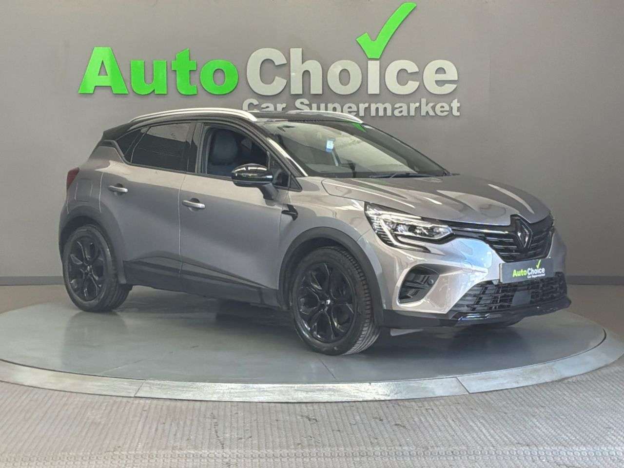 A 2023 RENAULT CAPTUR 1.6 E-TECH Rive Gauche SE SUV 5dr Petrol Hybrid Auto Euro 6 (s/s) (145 ps) A 2023 RENAULT CAPTUR 1.6 E-TECH Rive Gauche SE SUV 5dr Petrol Hybrid Auto Euro 6 (s/s) (145 ps)
