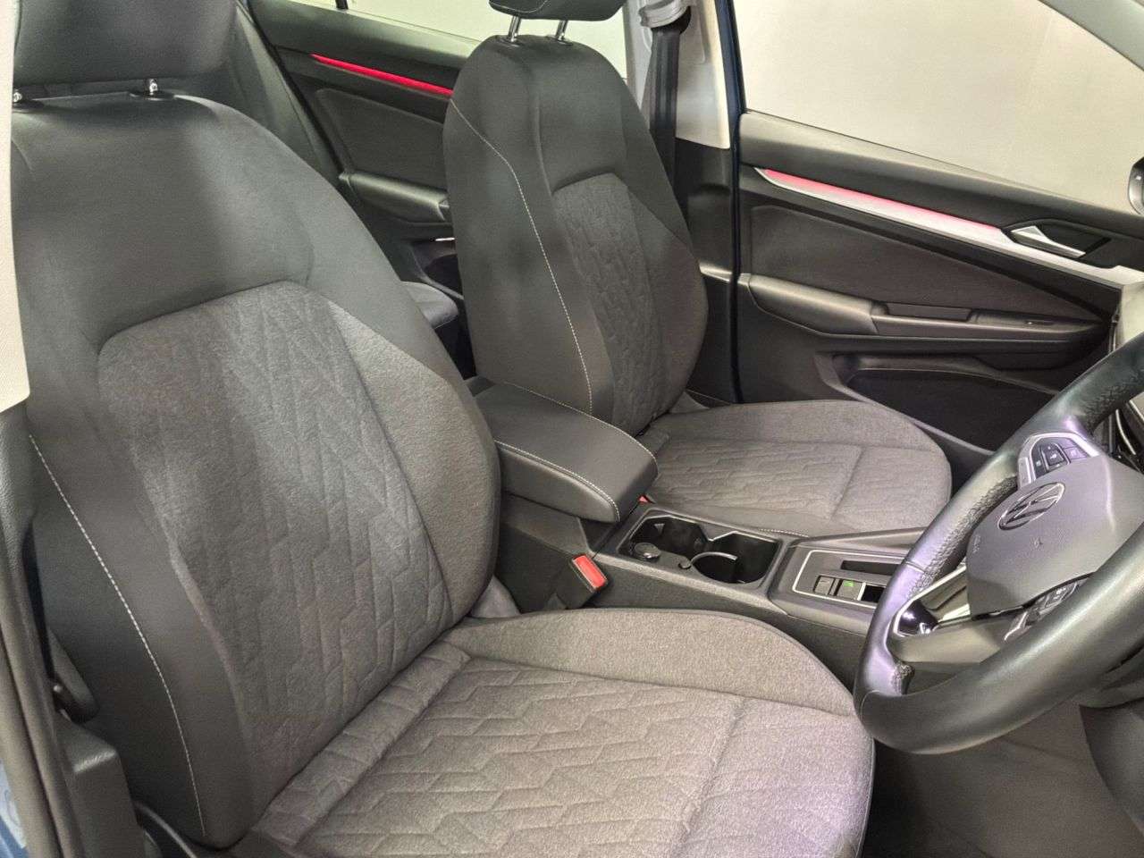 2024 VOLKSWAGEN GOLF 2024 VOLKSWAGEN GOLF