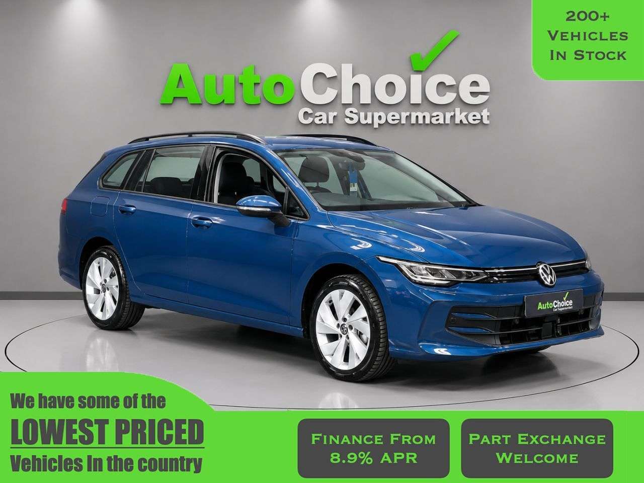A 2024 VOLKSWAGEN GOLF 1.5 eTSI MHEV Life Estate 5dr Petrol Hybrid DSG Euro 6 (s/s) (115 ps) in bl A 2024 VOLKSWAGEN GOLF 1.5 eTSI MHEV Life Estate 5dr Petrol Hybrid DSG Euro 6 (s/s) (115 ps) in bl