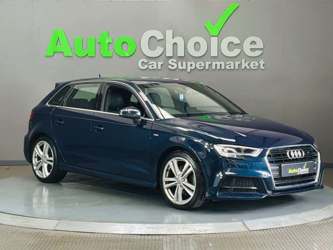 A 2018 AUDI A3 2.0 TFSI S line Sportback 5dr Petrol Manual Euro 6 (s/s) (190 ps) A 2018 AUDI A3 2.0 TFSI S line Sportback 5dr Petrol Manual Euro 6 (s/s) (190 ps)