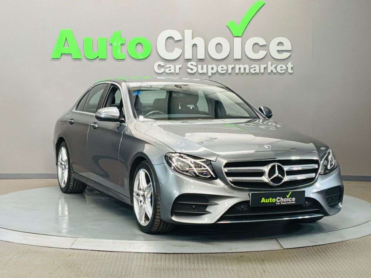 A 2018 MERCEDES-BENZ E-CLASS 2.0 E220d AMG Line Saloon 4dr Diesel G-Tronic+ Euro 6 (s/s) (194 ps) in Bla A 2018 MERCEDES-BENZ E-CLASS 2.0 E220d AMG Line Saloon 4dr Diesel G-Tronic+ Euro 6 (s/s) (194 ps) in Bla