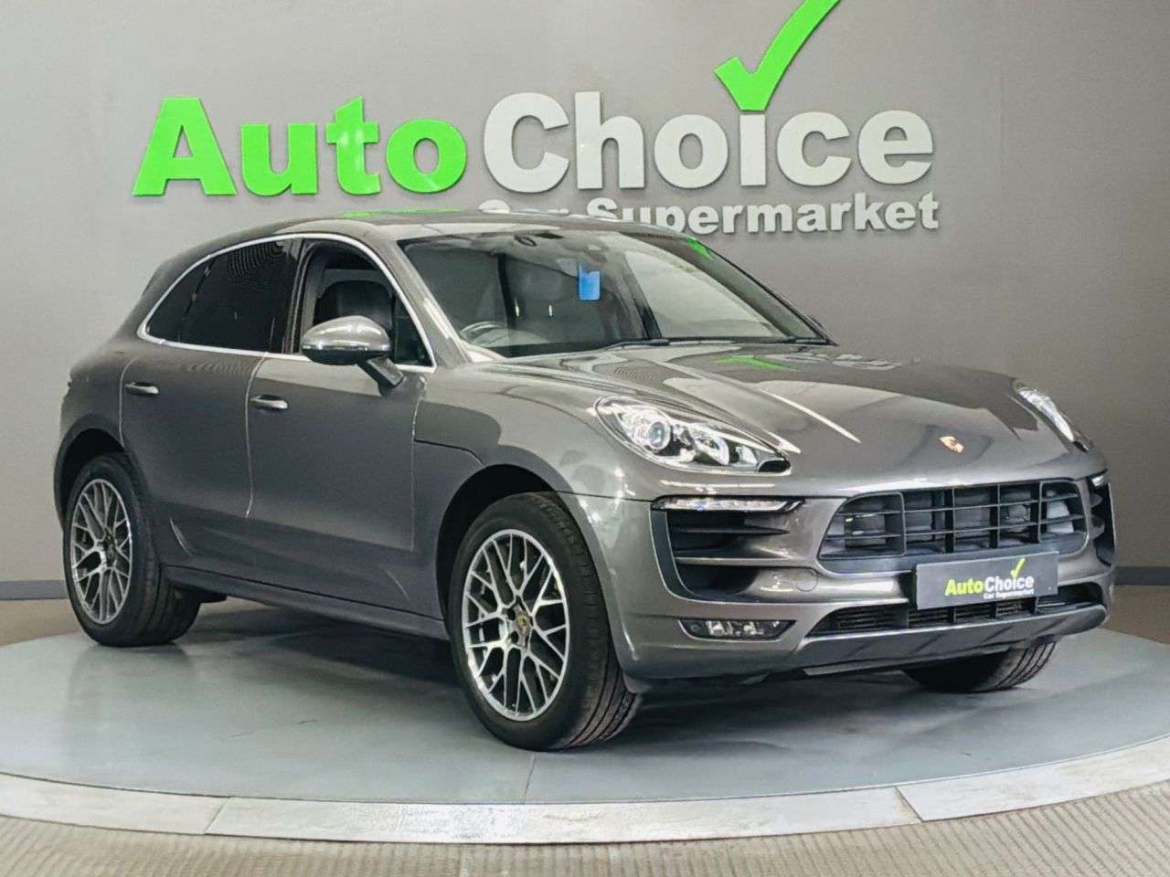 A 2017 PORSCHE MACAN 3.0 TD V6 S SUV 5dr Diesel PDK 4WD Euro 6 (s/s) (258 ps) *PAN ROOF* *Amazin A 2017 PORSCHE MACAN 3.0 TD V6 S SUV 5dr Diesel PDK 4WD Euro 6 (s/s) (258 ps) *PAN ROOF* *Amazin