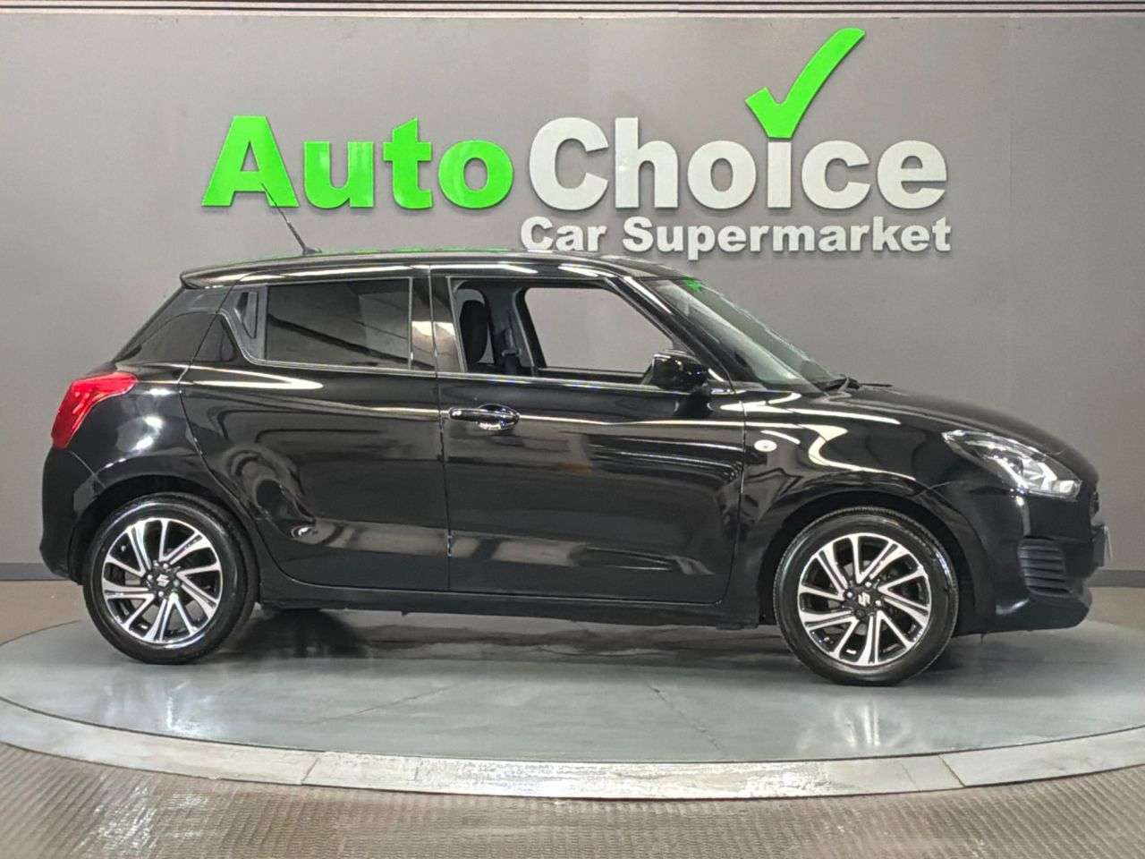 2023 SUZUKI SWIFT 2023 SUZUKI SWIFT