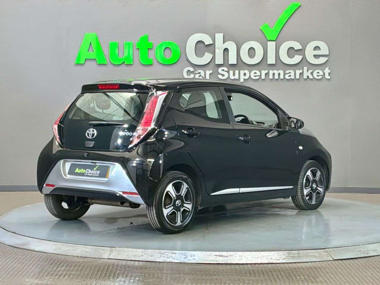 2015 TOYOTA AYGO 2015 TOYOTA AYGO