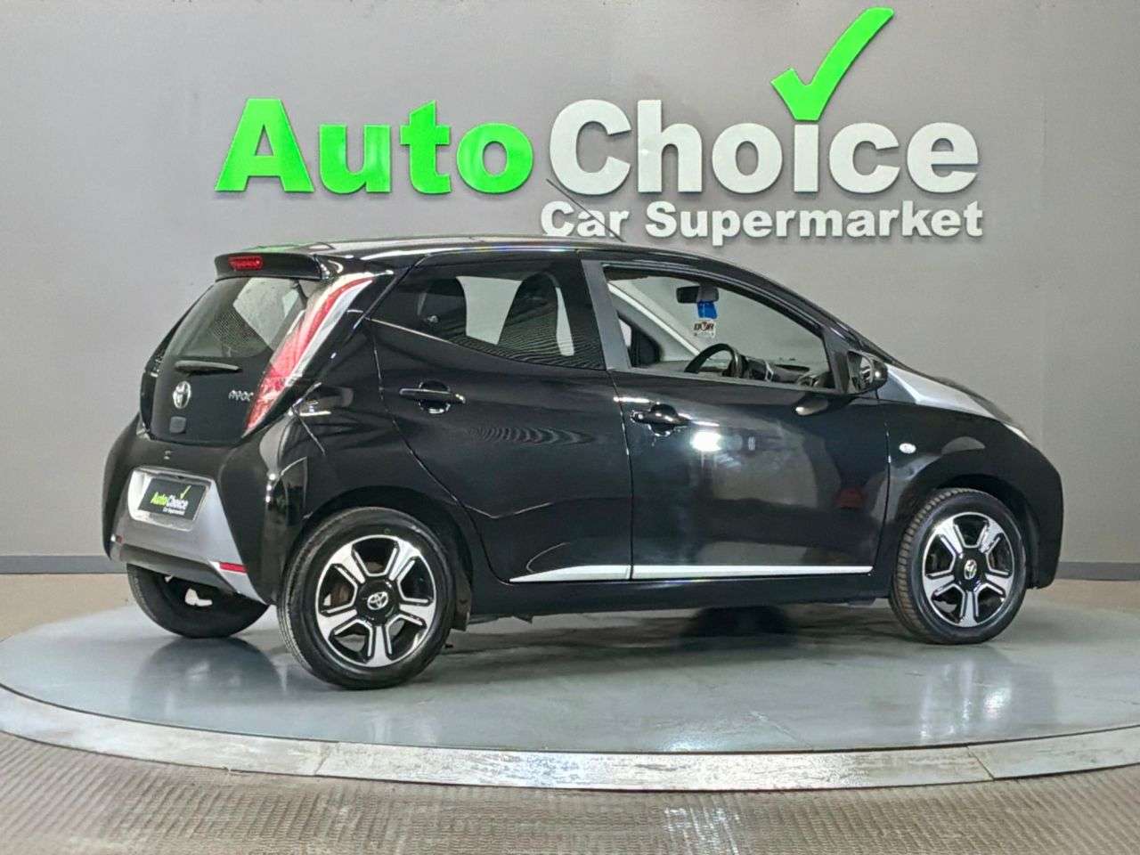 2015 TOYOTA AYGO 2015 TOYOTA AYGO