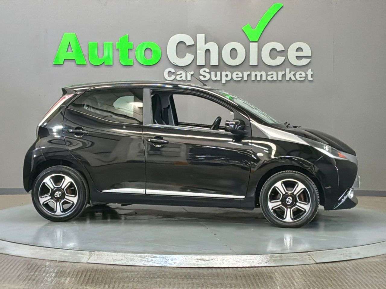 2015 TOYOTA AYGO 2015 TOYOTA AYGO