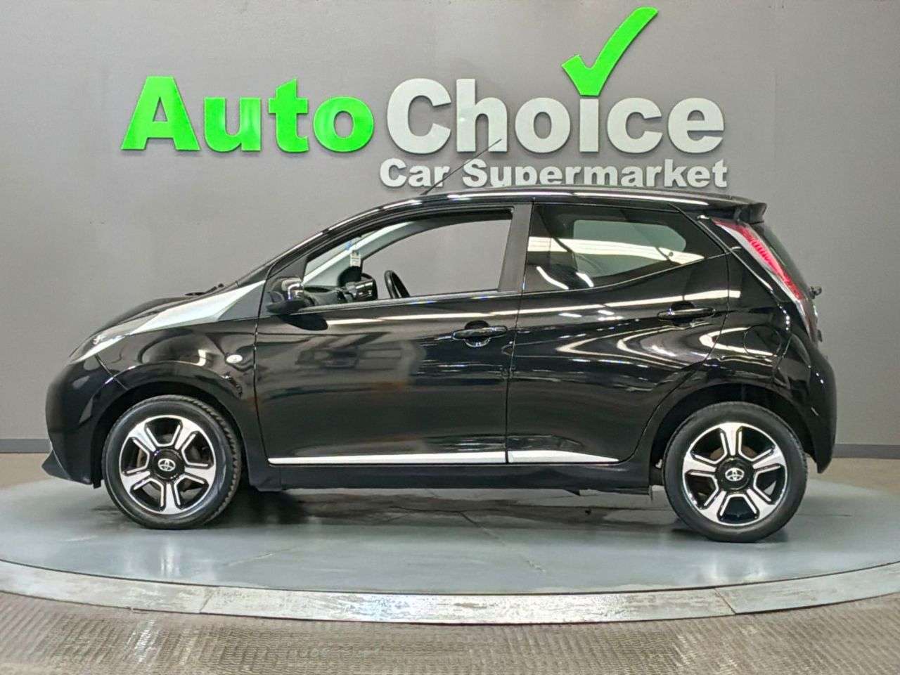 2015 TOYOTA AYGO 2015 TOYOTA AYGO