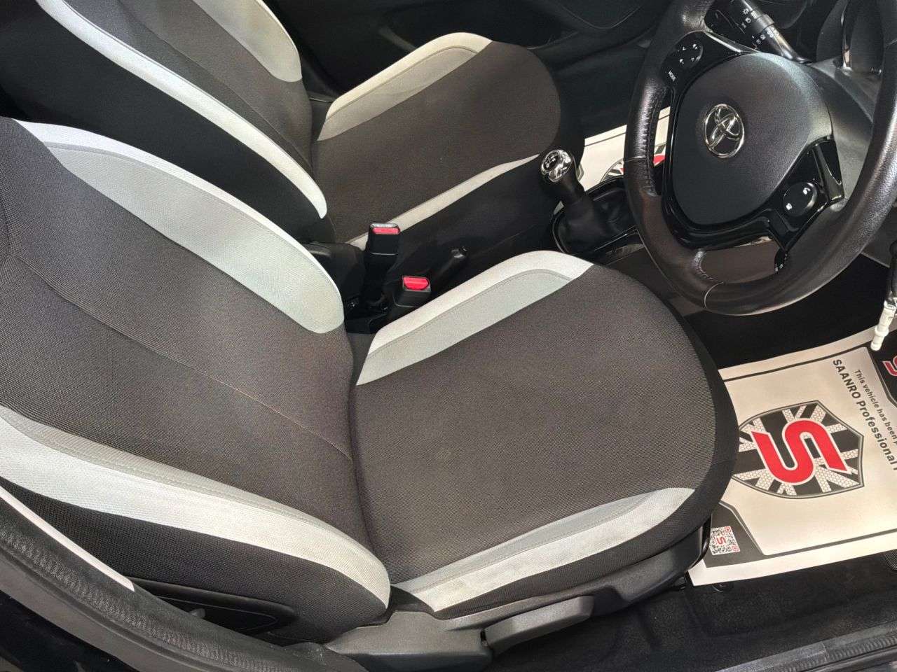 2015 TOYOTA AYGO 2015 TOYOTA AYGO