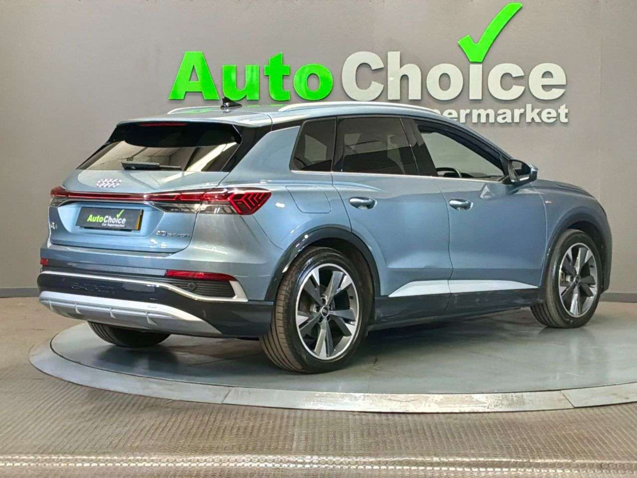 2021 AUDI Q4 E-TRON 2021 AUDI Q4 E-TRON