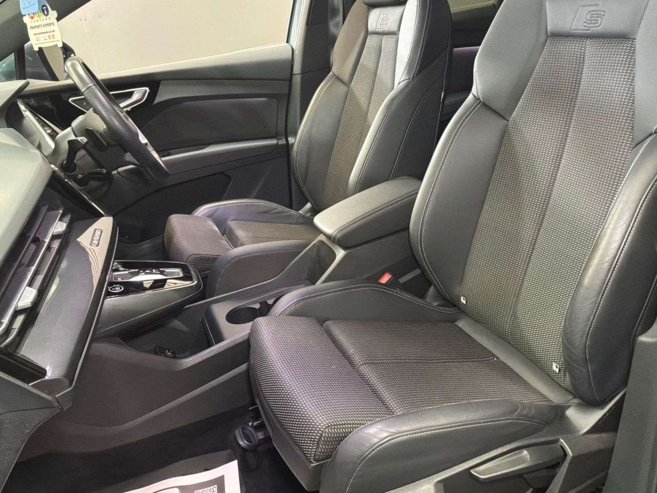 2021 AUDI Q4 E-TRON 2021 AUDI Q4 E-TRON