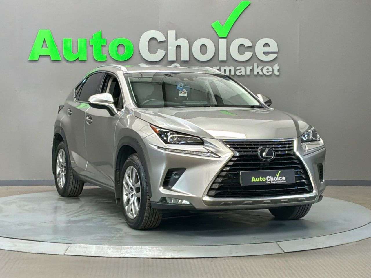 A 2018 LEXUS NX 2.5 300h Luxury SUV 5dr Petrol Hybrid E-CVT 4WD Euro 6 (s/s) (197 ps) in Bl A 2018 LEXUS NX 2.5 300h Luxury SUV 5dr Petrol Hybrid E-CVT 4WD Euro 6 (s/s) (197 ps) in Bl