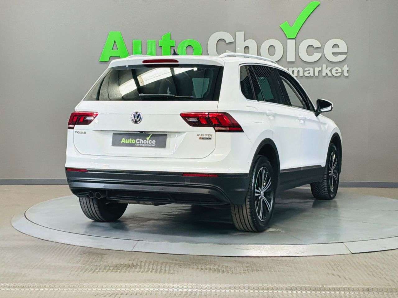 2017 VOLKSWAGEN TIGUAN 2017 VOLKSWAGEN TIGUAN