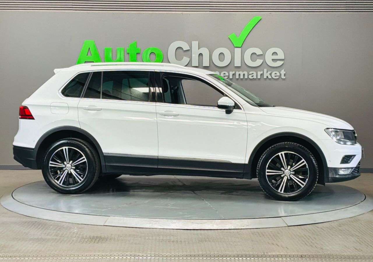 2017 VOLKSWAGEN TIGUAN 2017 VOLKSWAGEN TIGUAN