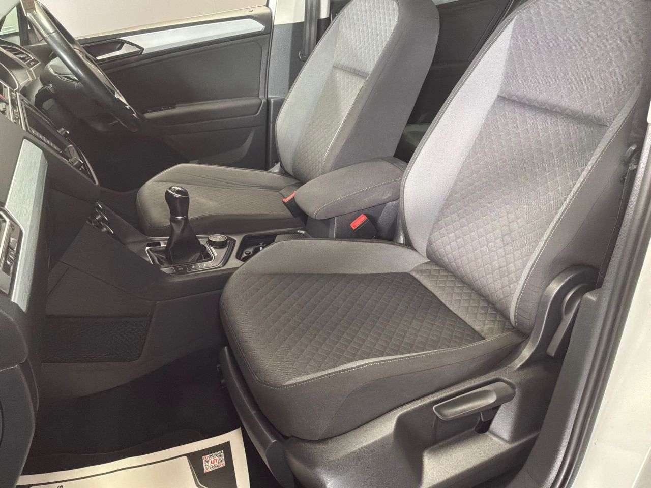 2017 VOLKSWAGEN TIGUAN 2017 VOLKSWAGEN TIGUAN