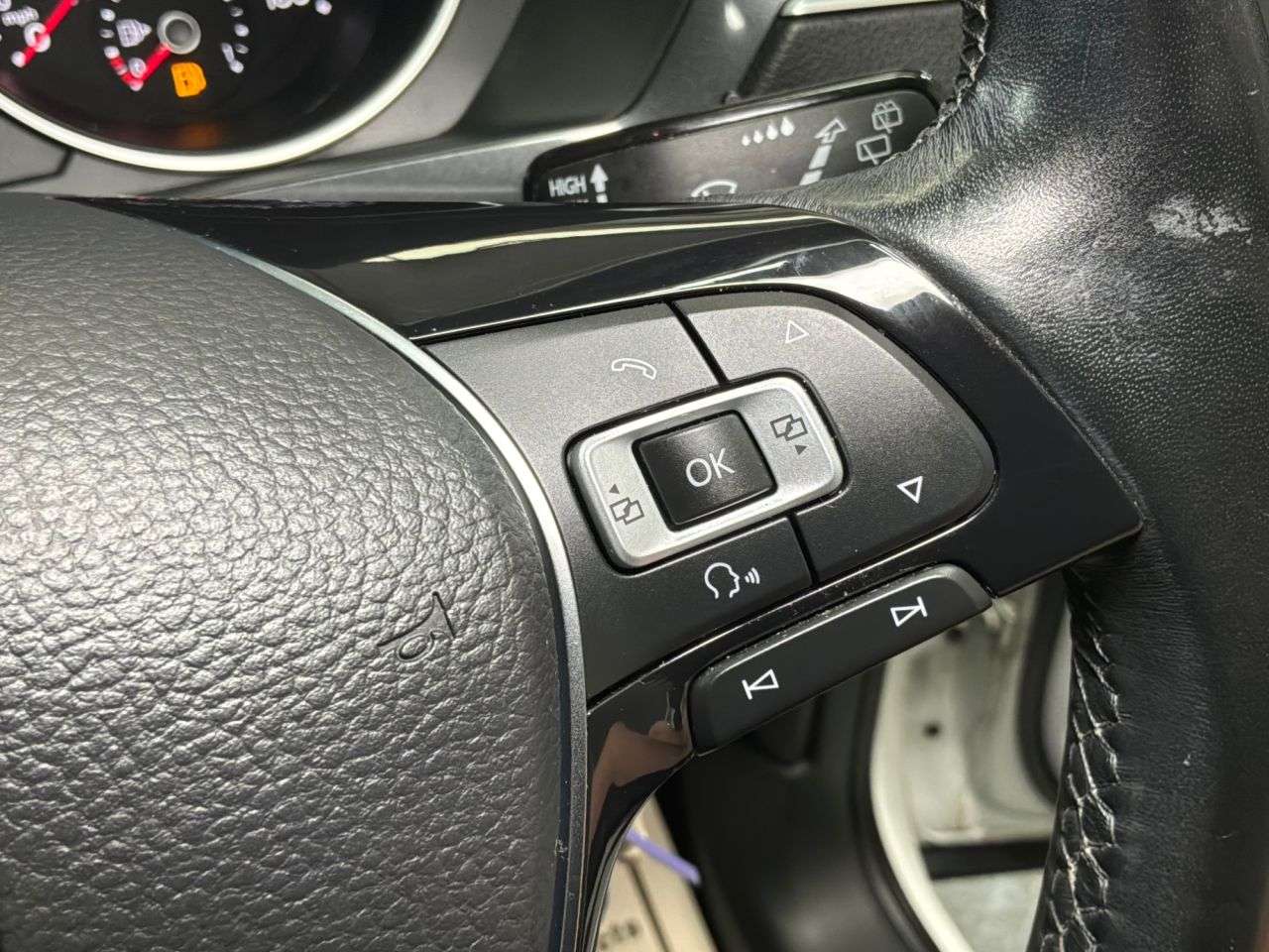 2017 VOLKSWAGEN TIGUAN 2017 VOLKSWAGEN TIGUAN