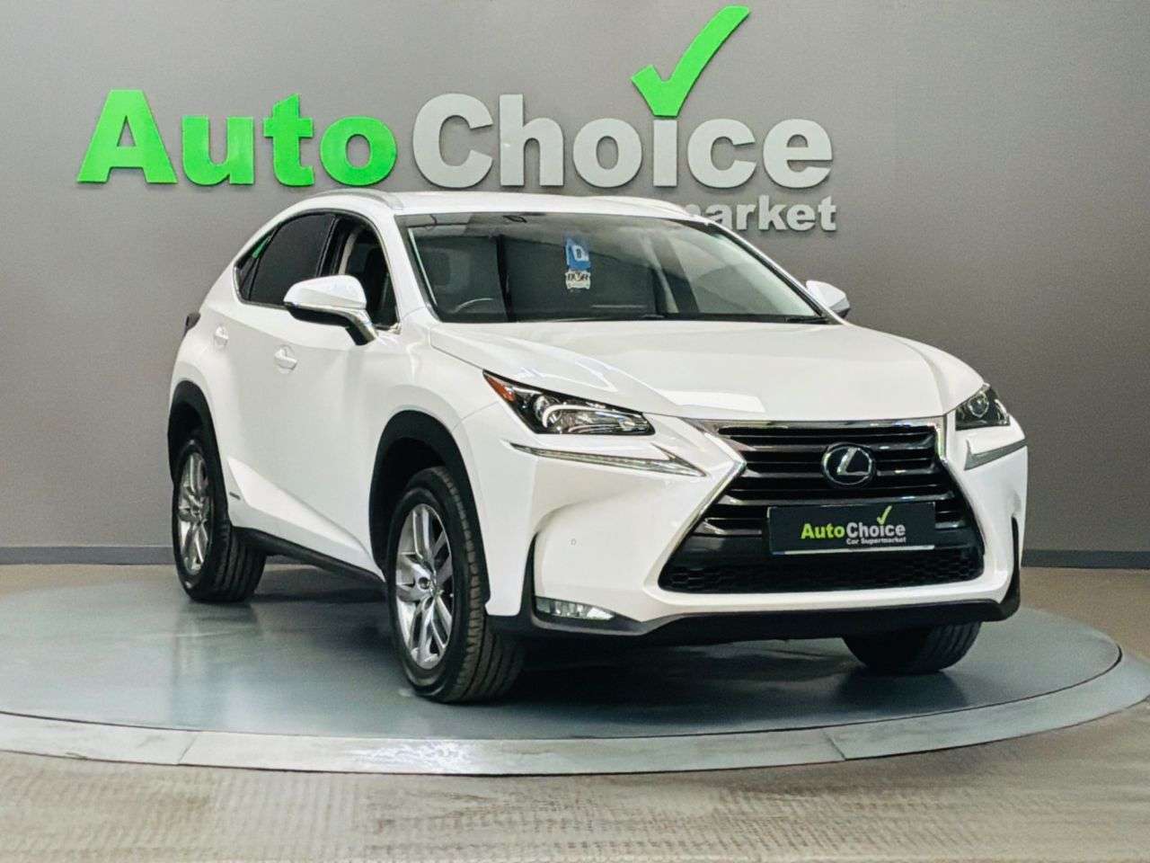 A 2014 LEXUS NX 2.5 300h Luxury SUV 5dr Petrol Hybrid E-CVT 4WD Euro 6 (s/s) (197 ps) in Bl A 2014 LEXUS NX 2.5 300h Luxury SUV 5dr Petrol Hybrid E-CVT 4WD Euro 6 (s/s) (197 ps) in Bl