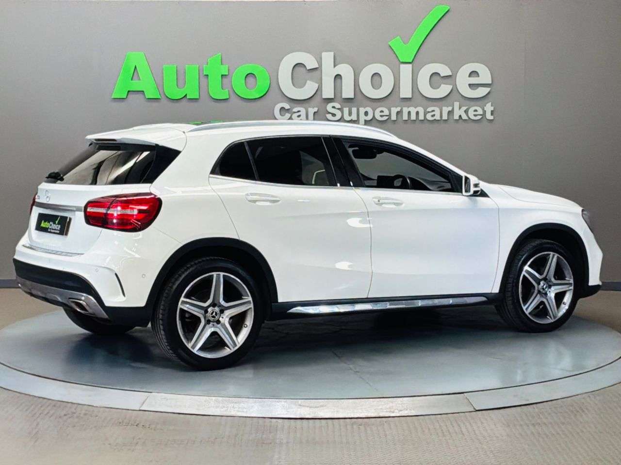 2018 MERCEDES-BENZ 180 2018 MERCEDES-BENZ 180