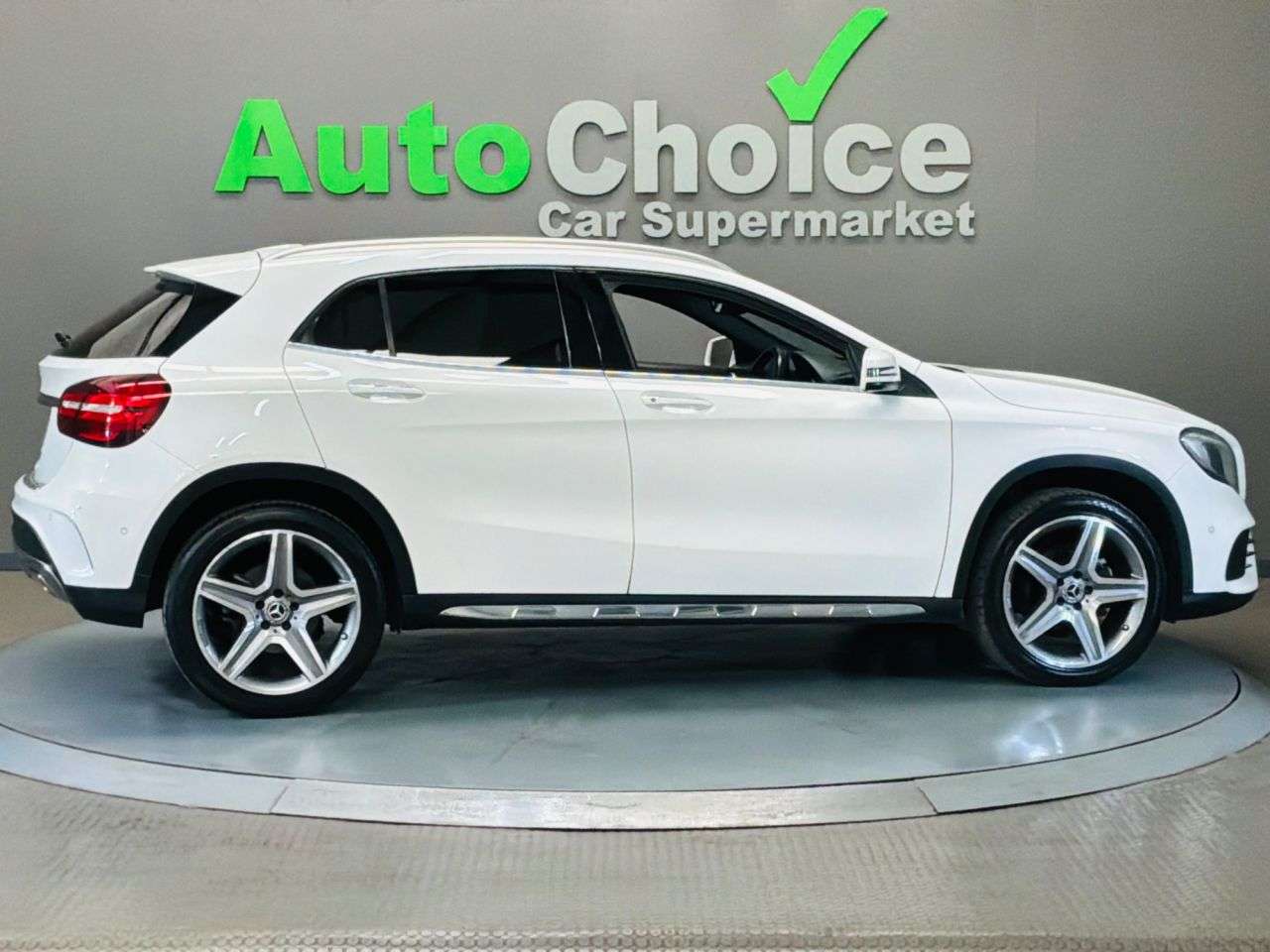 2018 MERCEDES-BENZ 180 2018 MERCEDES-BENZ 180