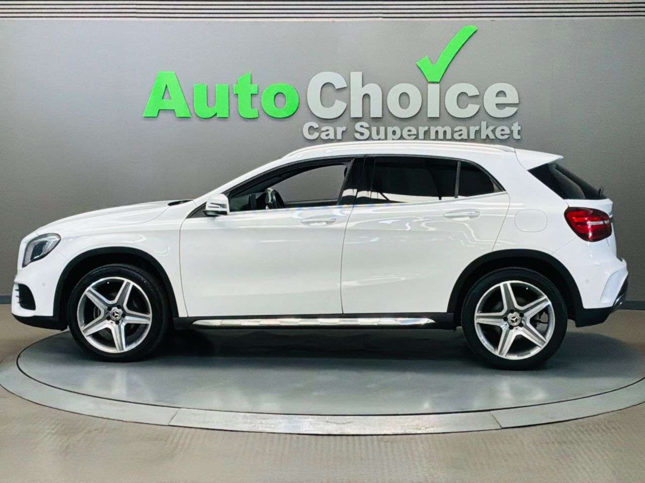2018 MERCEDES-BENZ 180 2018 MERCEDES-BENZ 180