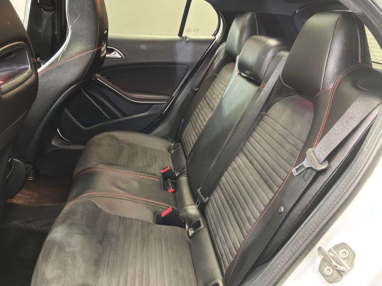 2018 MERCEDES-BENZ 180 2018 MERCEDES-BENZ 180