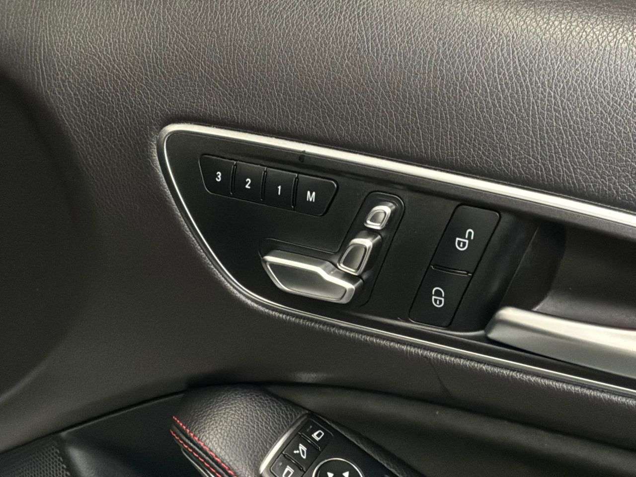 2018 MERCEDES-BENZ 180 2018 MERCEDES-BENZ 180