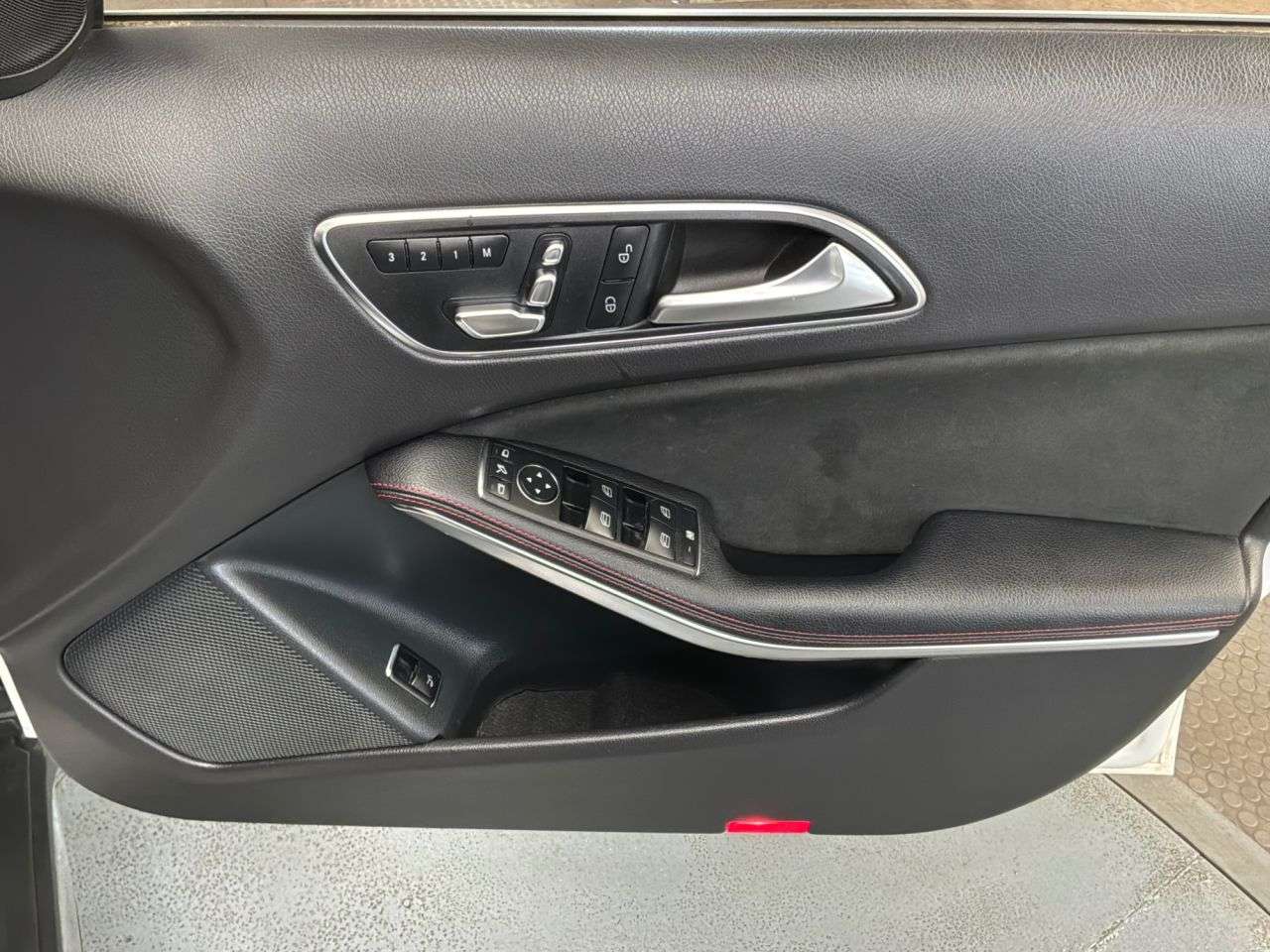 2018 MERCEDES-BENZ 180 2018 MERCEDES-BENZ 180