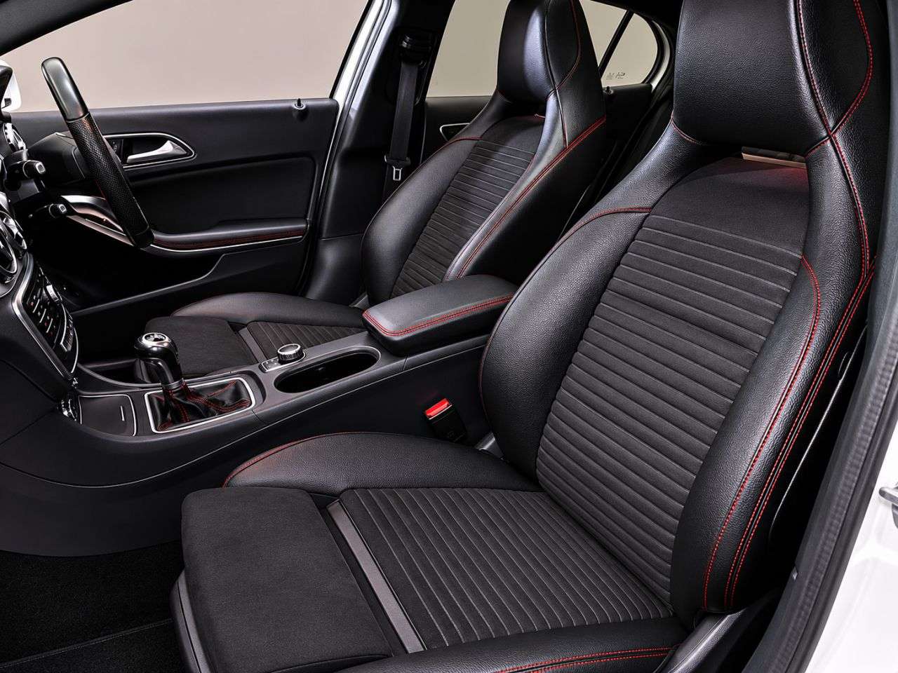 2018 MERCEDES-BENZ 180 2018 MERCEDES-BENZ 180