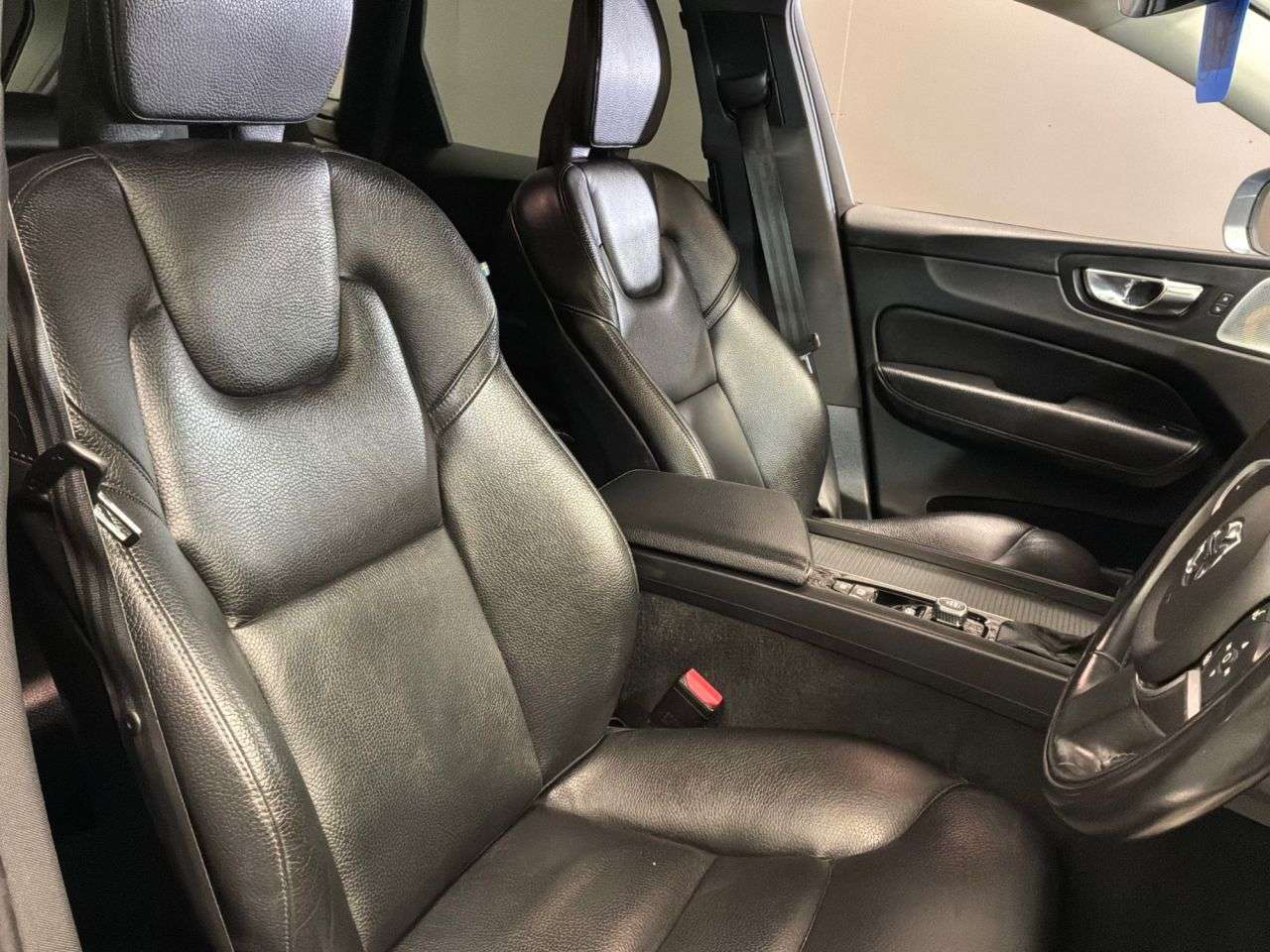2018 VOLVO XC60 2018 VOLVO XC60