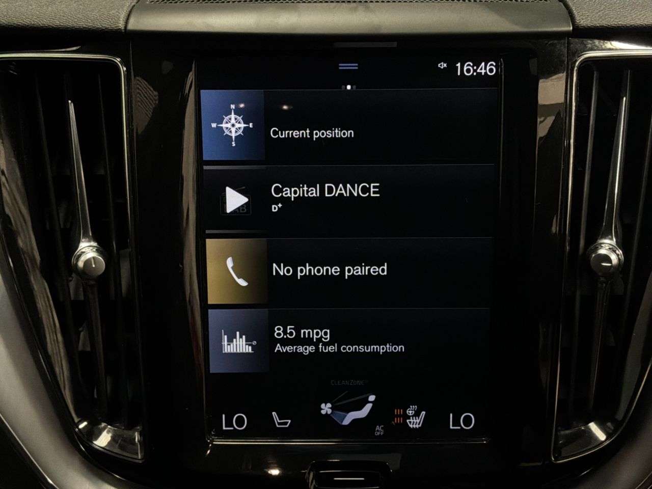 2018 VOLVO XC60 2018 VOLVO XC60