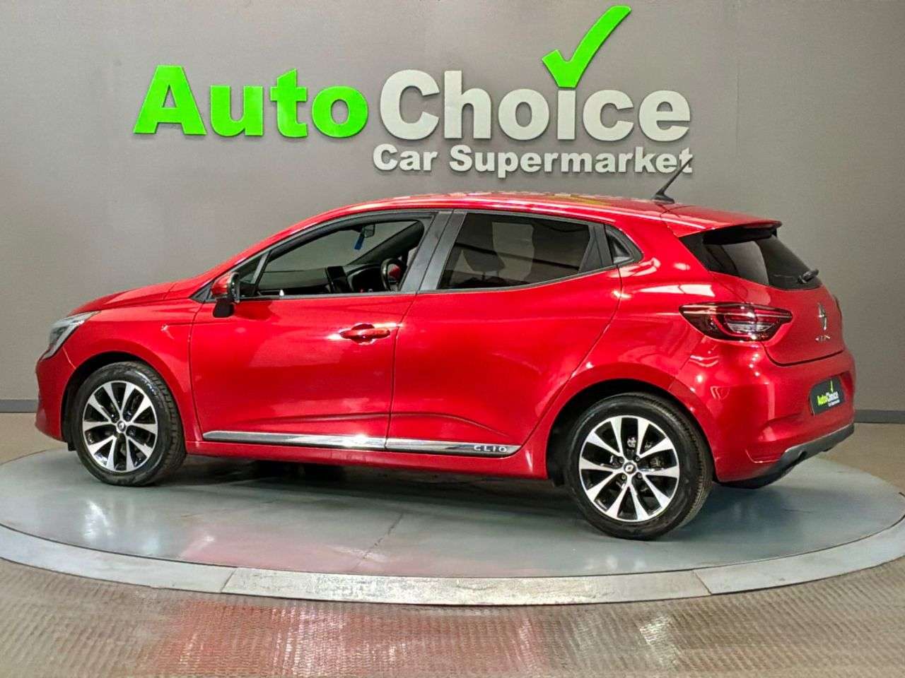 2020 RENAULT CLIO 2020 RENAULT CLIO