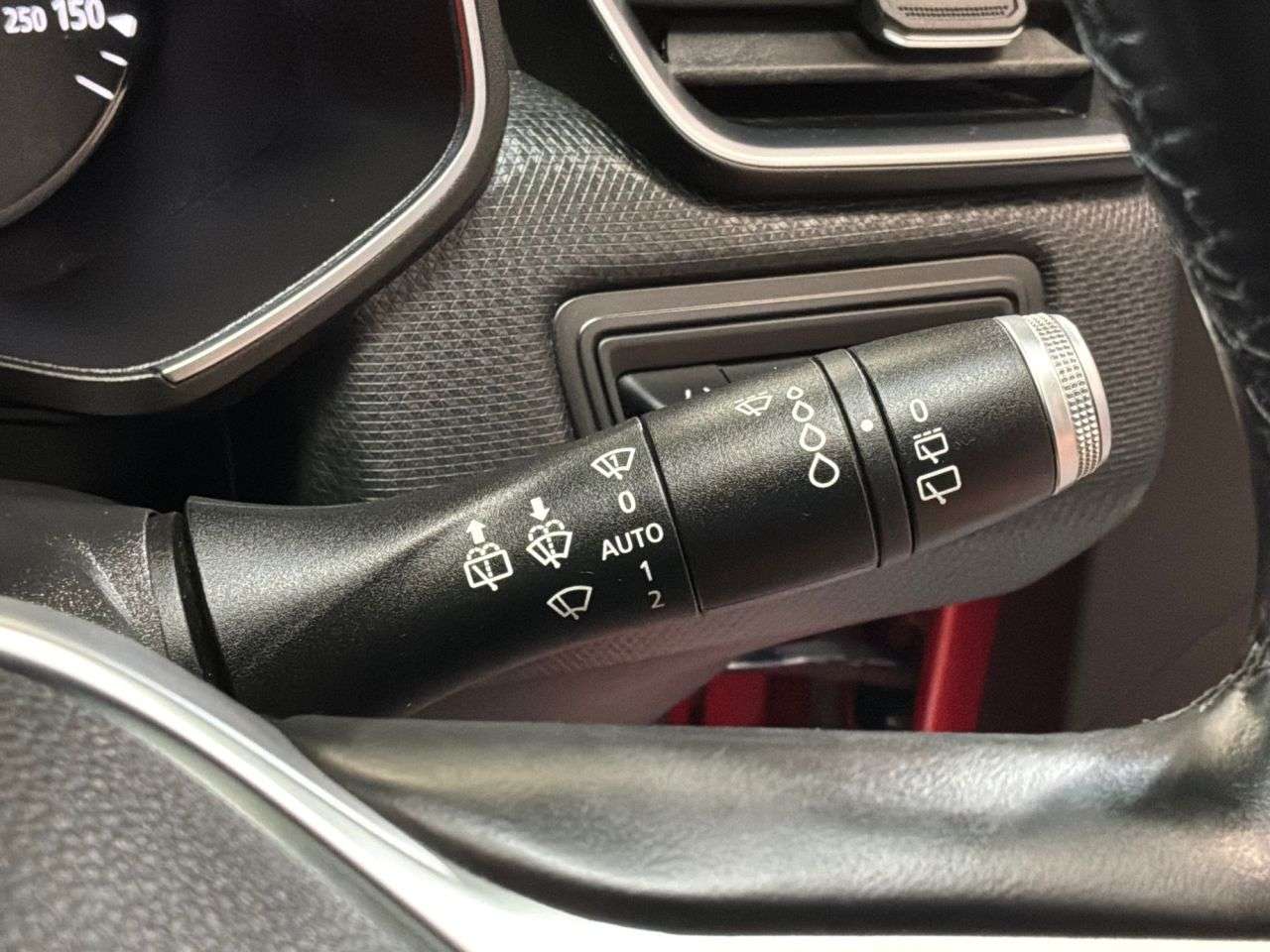 2020 RENAULT CLIO 2020 RENAULT CLIO