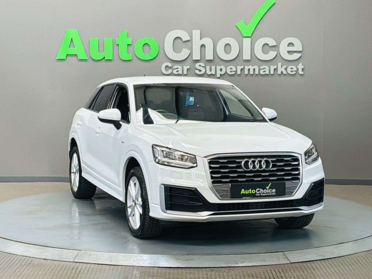 A 2020 AUDI Q2 1.5 TFSI CoD 35 S line SUV 5dr Petrol S Tronic Euro 6 (s/s) (150 ps) in Bla A 2020 AUDI Q2 1.5 TFSI CoD 35 S line SUV 5dr Petrol S Tronic Euro 6 (s/s) (150 ps) in Bla