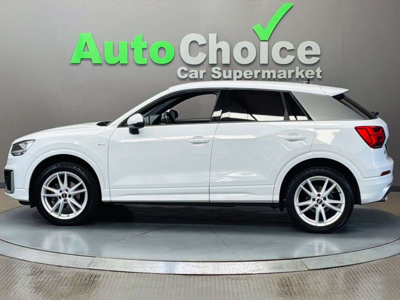 2020 AUDI Q2 2020 AUDI Q2