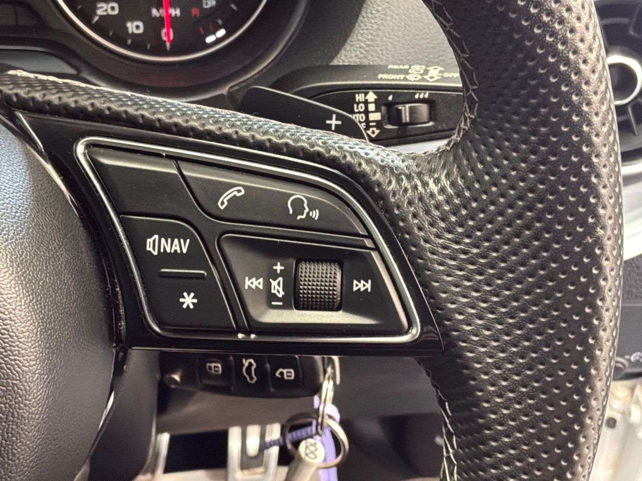 2020 AUDI Q2 2020 AUDI Q2