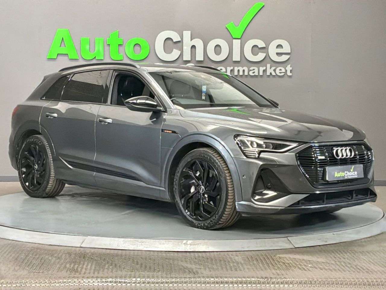 A 2021 AUDI E-TRON 55 Black Edition SUV 5dr Electric Auto quattro 95kWh (408 ps) Finance Avail A 2021 AUDI E-TRON 55 Black Edition SUV 5dr Electric Auto quattro 95kWh (408 ps) Finance Avail